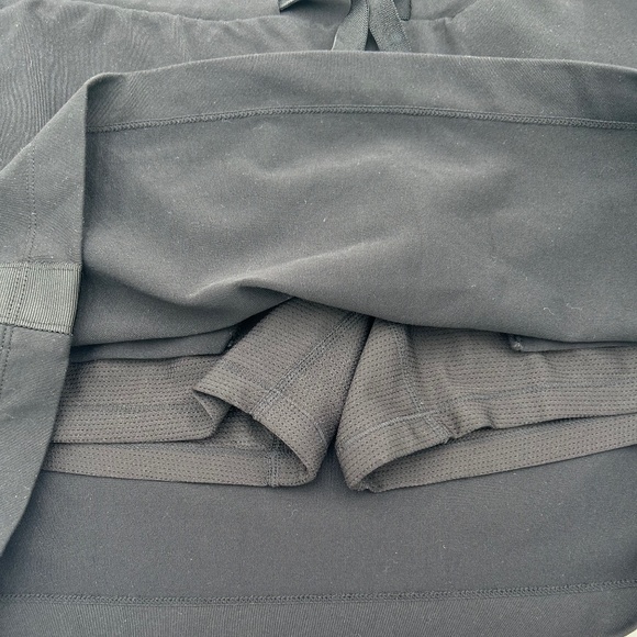 Athleta Metro Downtown Skort Black Size Small - Picture 4 of 4